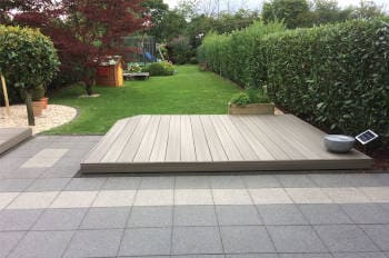 Tief- und Gartenbau Schnabel - Terrasse gestalten in Wermelskirchen, Steinplatten und Holzterrasse